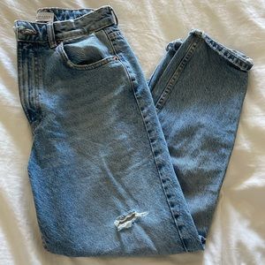 Zara mom fit jeans - size 6